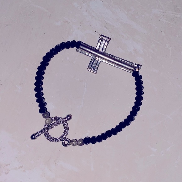 1/1 Onyx Stones w Cross w Crystals Bracelet designed by 𝔰𝔞𝔦𝔫𝔱 𝔯𝔬𝔰𝔢 🥀‌‍ - Picture 4 of 6